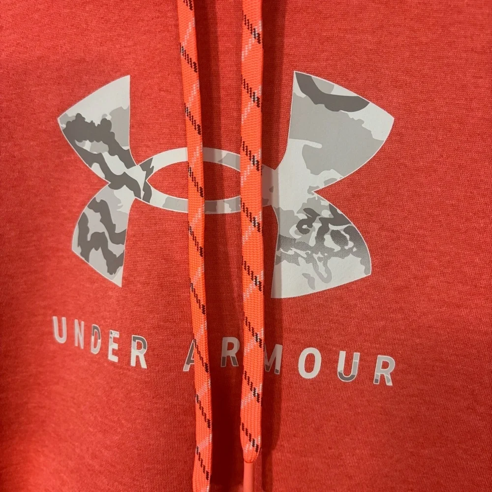 Under Armour Women's Neon Orange Gray Camo Hoodie Size M
